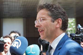 Ντάισελμπλουμ: "Η Ελλάδα πρέπει να λάβει σκληρές αποφάσεις"