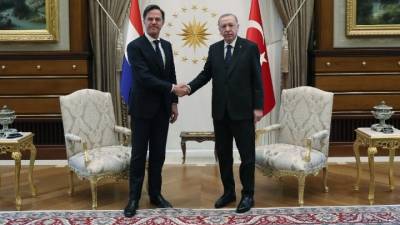 Ο Ερντογάν ζητά από την ΕΕ να ξαναρχίσει τις ενταξιακές διαπραγματεύσεις με την Άγκυρα