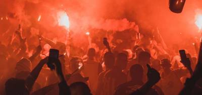 Παραλιακή: Πάρτι Λυκείων και beach bar γέμισαν κορονοϊό τα νότια προάστια