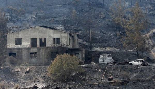 Κύπρος: Κρανίου τόπος - Τέσσερις νεκροί, τεράστιες καταστροφές από τη μεγάλη φωτιά (βίντεο)