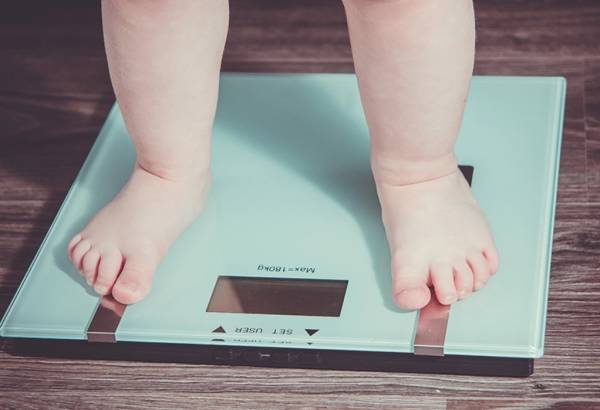 Έρευνα: Αυξημένος ο κίνδυνος παχυσαρκίας για τους εφήβους που δεν κοιμούνται αρκετά