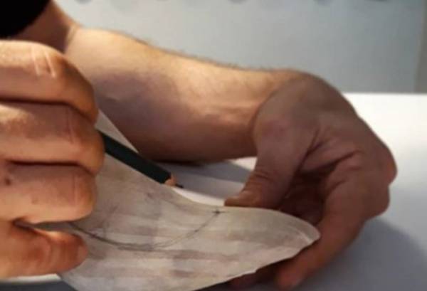 Νικόλαος Γερμανός: Ενας γλύπτης της Καλών Τεχνών φτιάχνει υπέροχα παπούτσια (φωτο)