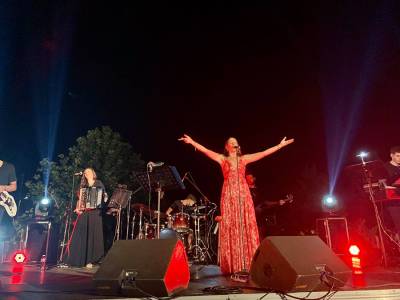 Όμορφη βραδιά με την Καλαματιανή Μαλού