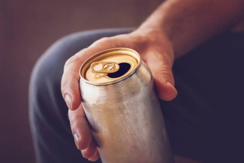 &Epsilon;&nu;&epsilon;&rho;&gamma;&epsilon;&iota;&alpha;&kappa;ά &pi;&omicron;&tau;ά, ύ&pi;&nu;&omicron;&sigmaf; &kappa;&alpha;&iota; &epsilon;&phi;&eta;&beta;&iota;&kappa;ή &pi;&alpha;&chi;&upsilon;&sigma;&alpha;&rho;&kappa;ί&alpha; - &Tau;&iota; &tau;&omicron;&nu;ί&zeta;&epsilon;&iota; &omicron; &kappa;&alpha;&theta;&eta;&gamma;&eta;&tau;ή&sigmaf; &tau;&omicron;&upsilon; &Pi;&alpha;&nu;&epsilon;&pi;&iota;&sigma;&tau;&eta;&mu;ί&omicron;&upsilon; &Theta;&epsilon;&sigma;&sigma;&alpha;&lambda;ί&alpha;&sigmaf; &Gamma;. &Sigma;&alpha;&kappa;&kappa;ά&sigmaf;