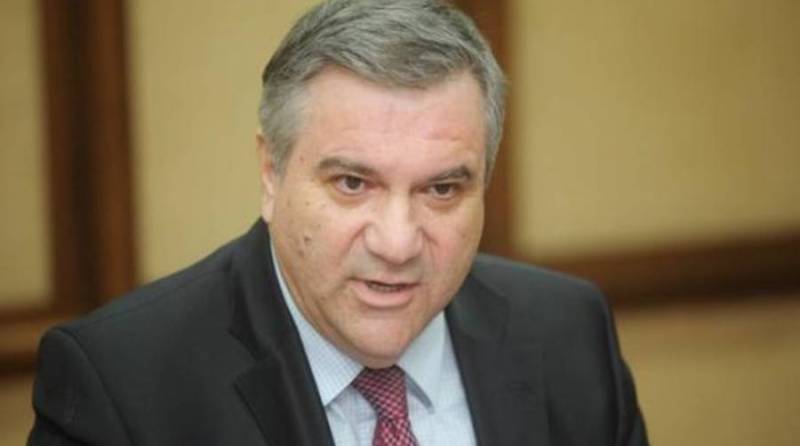 Παραιτήθηκε από το ΠΑΣΟΚ ο Χάρης Καστανίδης