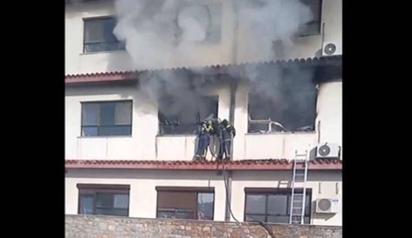 Θεσσαλονίκη: Φωτιά στο νοσοκομείο &quot;Παπανικολάου&quot; - Εντοπίστηκε ένας νεκρός (βίντεο)