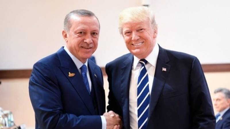 Ερντογάν και Τραμπ συζήτησαν την κατάσταση στη Συρία και τις διμερείς σχέσεις τους