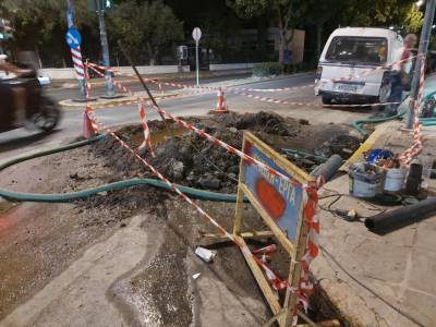 Καλαμάτα: Άμεση αποκατάσταση βλάβης σε αγωγό ύδρευσης