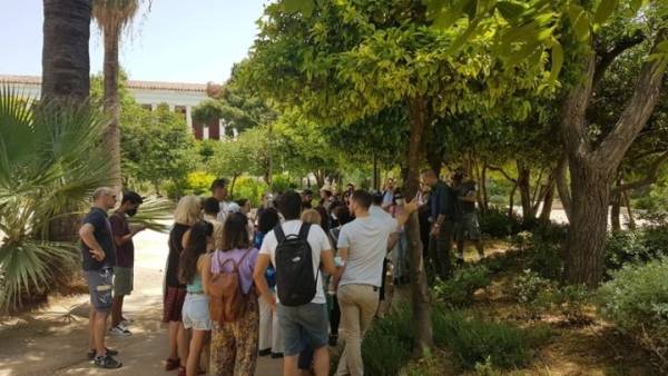 Περισσότερες από 200 εκδηλώσεις όλο τον Μάιο στο κέντρο και στις 129 γειτονιές της Αθήνας