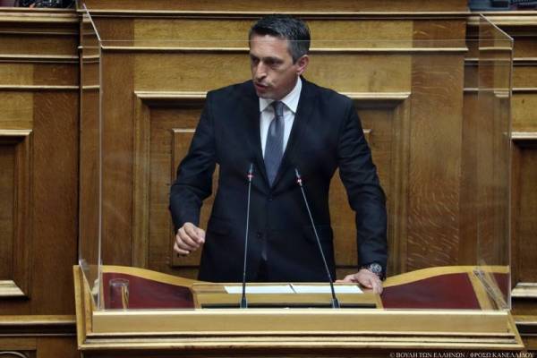 Μαντάς κατά ΣΥΡΙΖΑ στη Βουλή για την ανάπτυξη