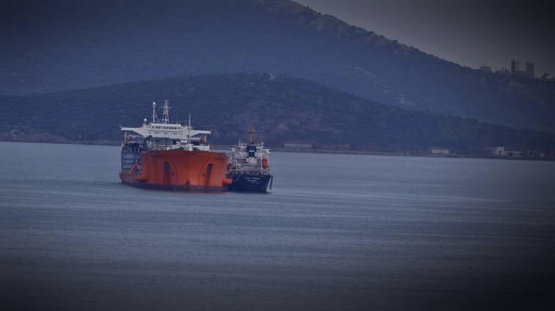 Απόπειρα κατάληψης σε ελληνόκτητο πλοίο από πειρατές ανοιχτά της Γουινέας