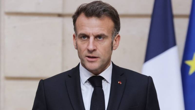 Έκκληση Εμ. Μακρόν να ανασταλούν τα πλήγματα εναντίον «πολιτικών υποδομών» στη Μ. Ανατολή