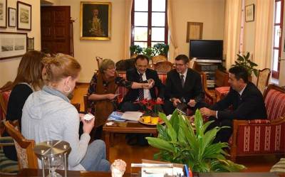 Σύσφιξη των σχέσεων με την αδελφοποιημένη πόλη του Ottobrunn από το Δήμο Ναυπλιέων