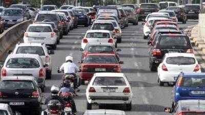 Η ΕΕ αυστηροποιεί τους κανόνες για την απόκτηση άδειας οδήγησης σε μια προσπάθεια να μειώσει τον αριθμό των θυμάτων στους δρόμους