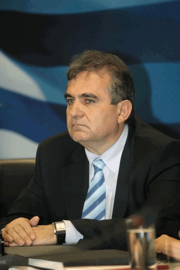 Τουλάχιστον 6 μνηστήρες για την Υπερπεριφέρεια - Ανάμεσά τους ο Τάσος Αποστολόπουλος