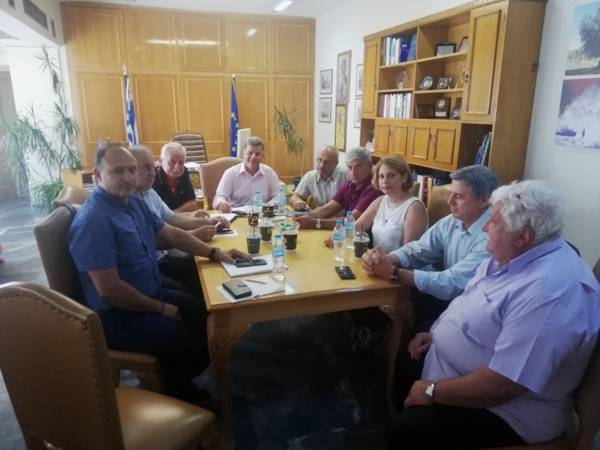 Σύσκεψη Αναστασόπουλου με διευθυντές της Μεσσηνίας