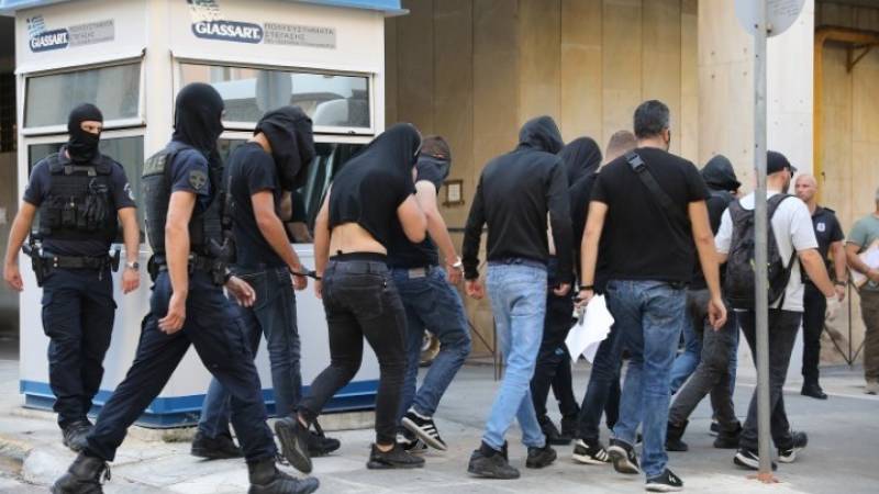 Ξεκινούν το μεσημέρι οι απολογίες των πρώτων κατηγορουμένων για τα αιματηρά επεισόδια στη Νέα Φιλαδέλφεια