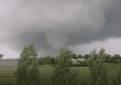 Βροχοπτώσεις, χαλάζι και ανεμοστρόβιλοι έπληξαν την βόρεια Ιταλία