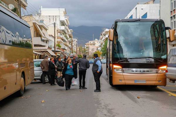 Στο πανελλαδικό συλλαλητήριο στην Αθήνα για το ασφαλιστικό εργαζόμενοι από τη Μεσσηνία (φωτογραφίες)