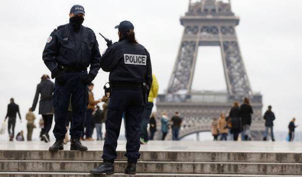 Γαλλία: Ένας άνδρας πυροβολεί από το μπαλκόνι του - Η αστυνομία έχει αποκλείσει την περιοχή