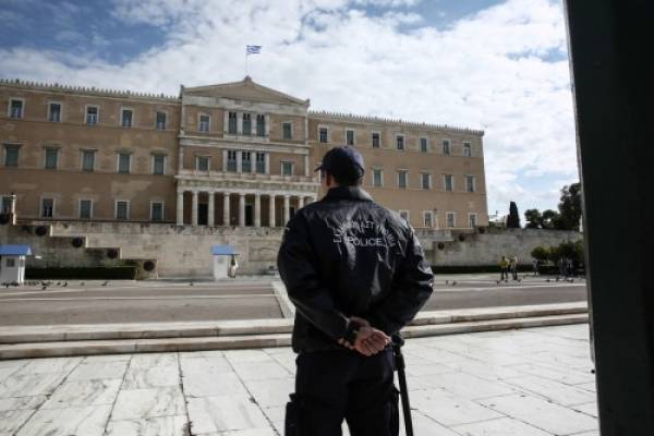 Ενεργοποιείται σώμα με 200 αστυνομικούς που θα περιπολεί στο κέντρο της Αθήνας