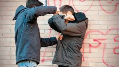 Αμαλιάδα: Ανήλικος εκβίαζε 12χρονο – Του είχε αποσπάσει 8.000 ευρώ (βίντεο)