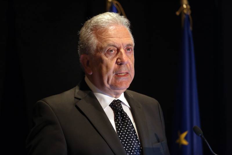 Ευρωπαϊκό ένταλμα σύλληψης για τον Αβραμόπουλο για το σκάνδαλο Qatargate