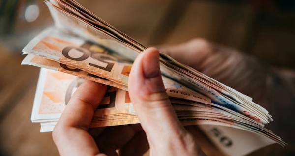 Ο «χάρτης» πληρωμών e-ΕΦΚΑ και ΔΥΠΑ: Τι πληρώνεται αυτή την εβδομάδα