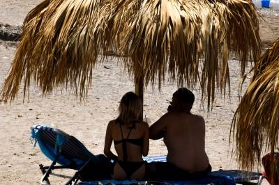 Καιρός: Νέο κύμα καύσωνα την Τετάρτη - «Πέμπτη και Παρασκευή οι πιο επικίνδυνες μέρες» (Βίντεο)