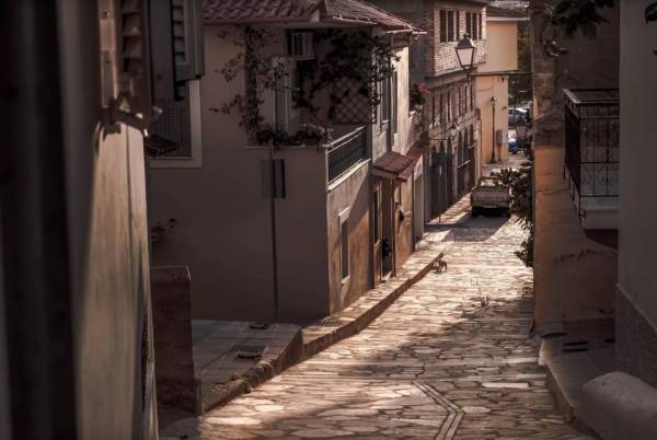 Σε γραφικούς προορισμούς με αυτοκίνητο η Καλαμάτα