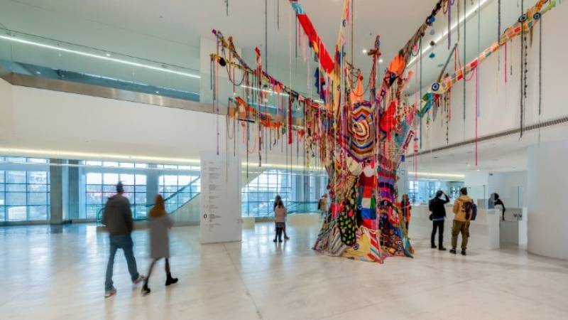 New York Times: "Ένας κόμβος για τη σύγχρονη τέχνη δημιουργείται «στη σκιά της Ακρόπολης»"