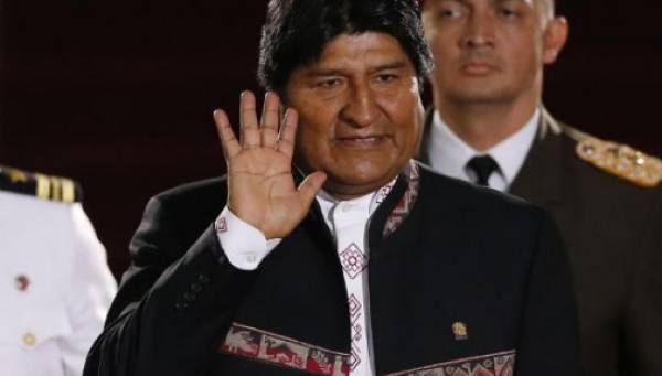 Στην Αθήνα την Πέμπτη ο πρόεδρος της Βολιβίας, Εβο Μοράλες