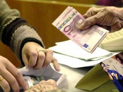 Την Τρίτη καταβάλλονται τα προνοιακά επιδόματα