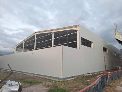 Καλαμάτα: Ολοκληρώνεται η τοποθέτηση των πάνελ στο νέο Κλειστό Προπονητήριο