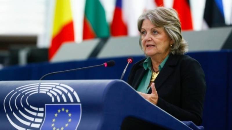 Η Επίτροπος Συνοχής και Μεταρρυθμίσεων Ελίζα Φερέιρα σε Μεγαλόπολη και Τρίπολη