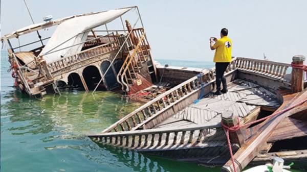 Κουβέιτ: Δύτες ανέσυραν από τον βυθό ένα ξύλινο πλοίο, ναυάγιο του 18ου αιώνα
