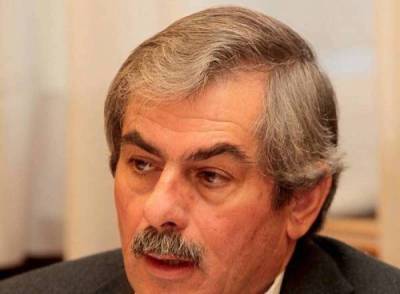Πετράκος: “Να σταματήσουν τώρα τα σχέδια καταστροφής του σιδηροδρόμου”