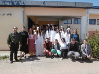 "Νεφέλες" ανεβάζει το Λύκειο Μεσσήνης