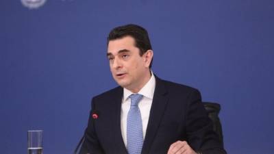 Σκρέκας: Επιταχύνουμε και εμβαθύνουμε τη στρατηγική ενεργειακή συνεργασία με την Κύπρο και το Ισραήλ (Βίντεο)