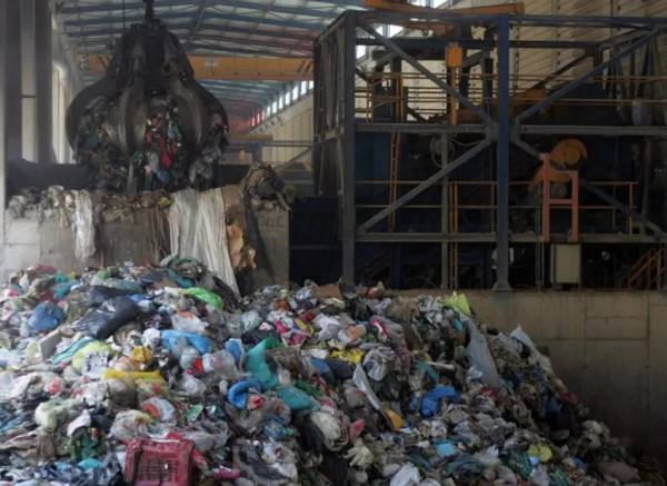 Πελοπόννησος: Στους δήμους μεταβιβάζονται τα πρόστιμα για τις χωματερές