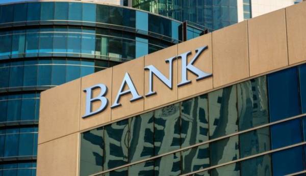 Τράπεζες: Στο 1 δισ. η επιβάρυνση των δανειοληπτών από την αύξηση των επιτοκίων