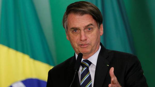 Βραζιλία: Ο πρόεδρος Μπολσονάρου υιοθετεί την άποψη του Ντόναλντ Τραμπ περί νοθείας στις προεδρικές εκλογές