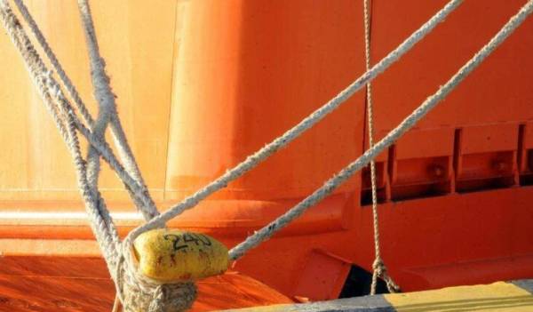 Φορτηγό πλοίο με προορισμό την Αίγυπτο έδεσε εκτάκτως στην Κρήτη - 15 άτομα με κορονοϊό