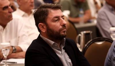 Ανδρουλάκης: &quot;Περαστικά στη Φώφη Γεννηματά - Αναστέλλω την προεκλογική μου δραστηριότητα&quot;