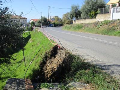 Καθίζηση στο δρόμο για Σπάρτη 