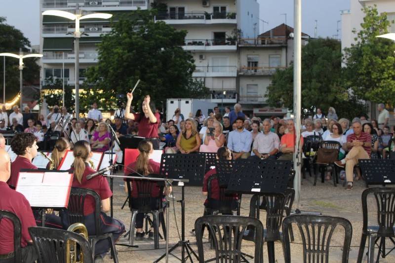 Μουσική βραδιά με τις Φιλαρμονικές Νεμέας και Μεσσήνης
