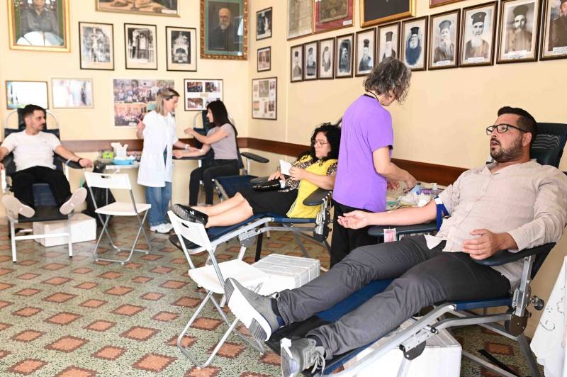 Μεγάλη συμμετοχή αιμοδοτών και δωρητών στο ναό Αγίου Νικολάου Φλαρίου Καλαμάτας
