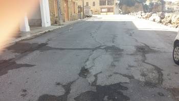 Ο άθλιος δρόμος εμποδίζει την ανάπτυξη στην Αβία (φωτογραφίες)