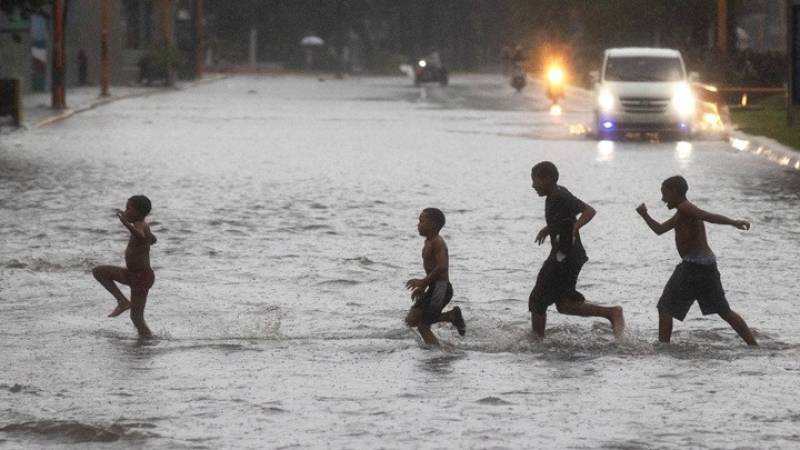 UNICEF: Σχεδόν τα μισά παιδιά στον κόσμο εκτεθειμένα σε τουλάχιστον τρεις τύπους κλιματικών κινδύνων