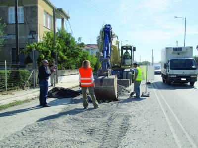 Ξεκίνησε χθες το έργο αποχέτευσης ομβρίων από τη Θουρία ως το Νοσοκομείο